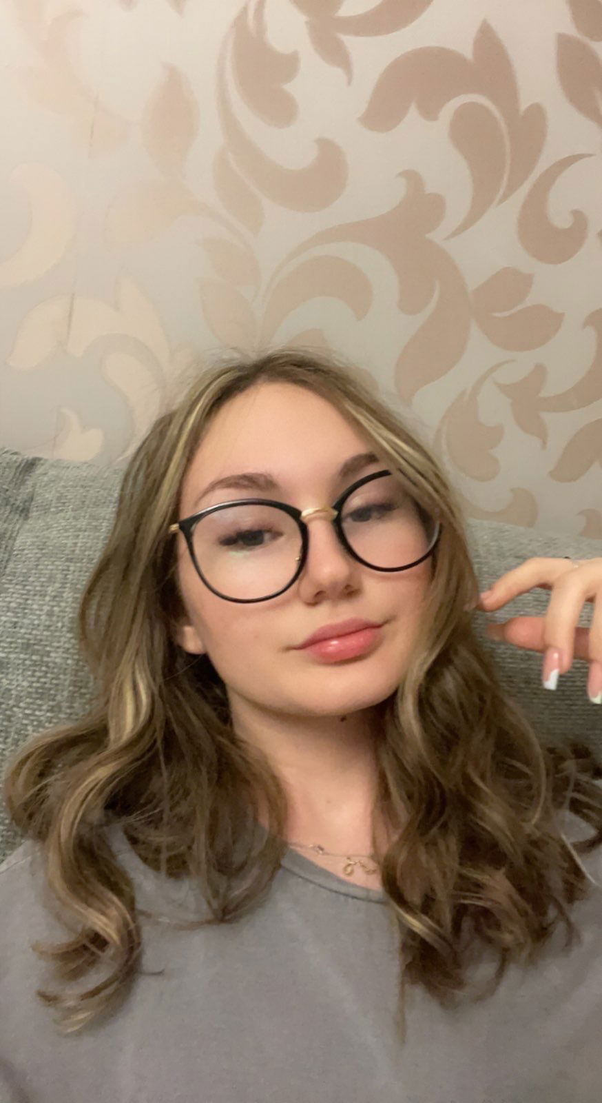 dfgdjdsssfhskkshwh, 24 years old from Germany