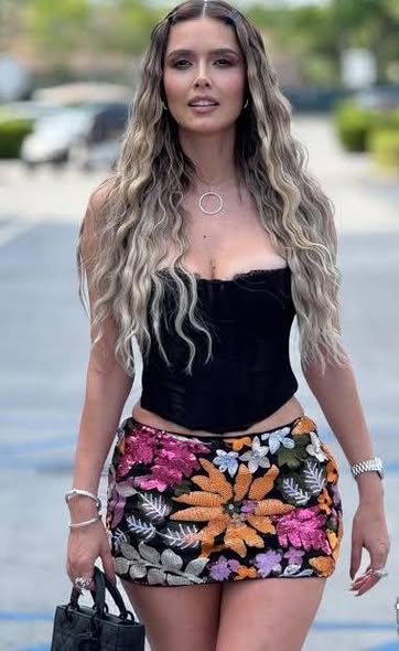 natom89001, 21 years old from Uzbekistan