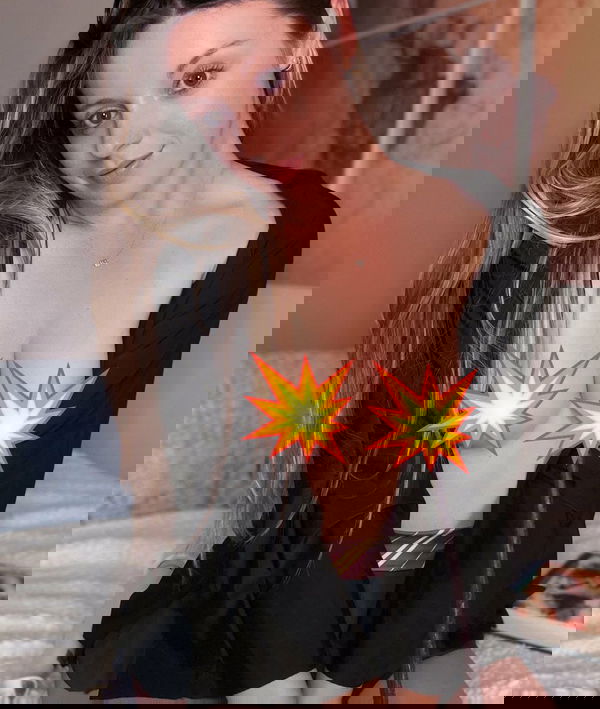 UrfiElla, 23 years old from United States