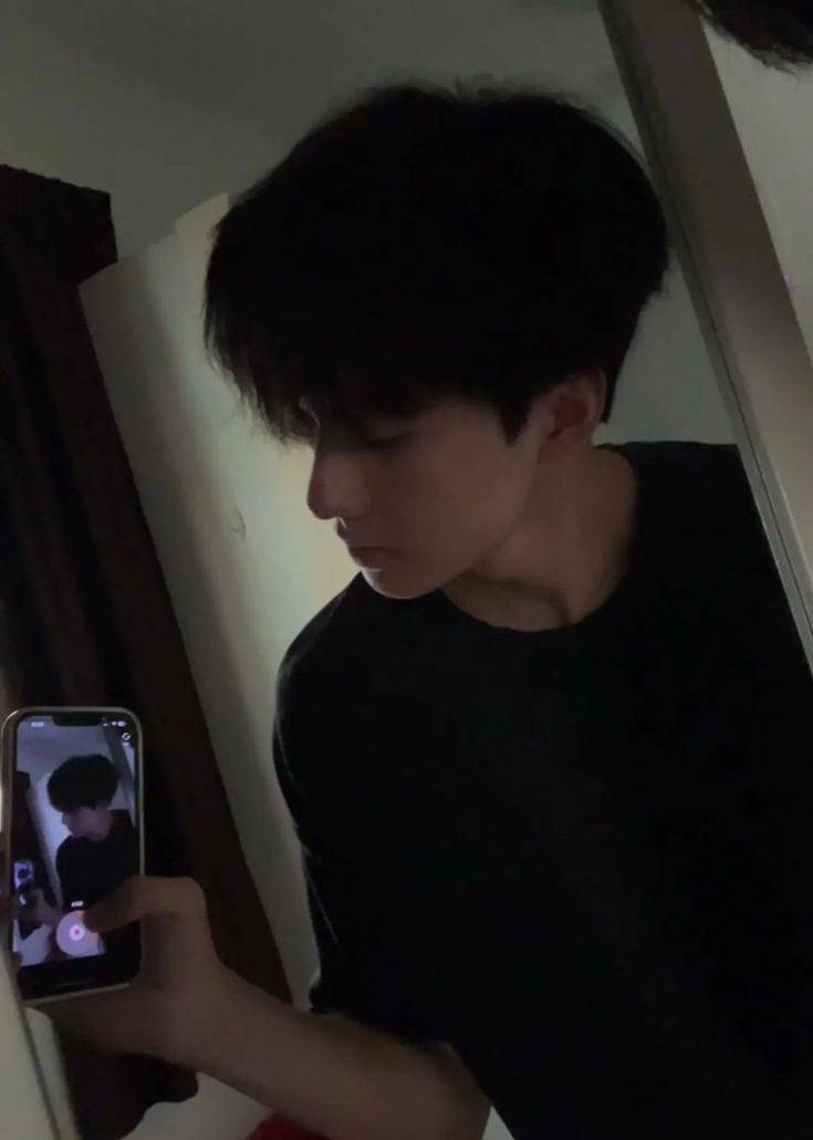 jadegosarus's Cover Photo