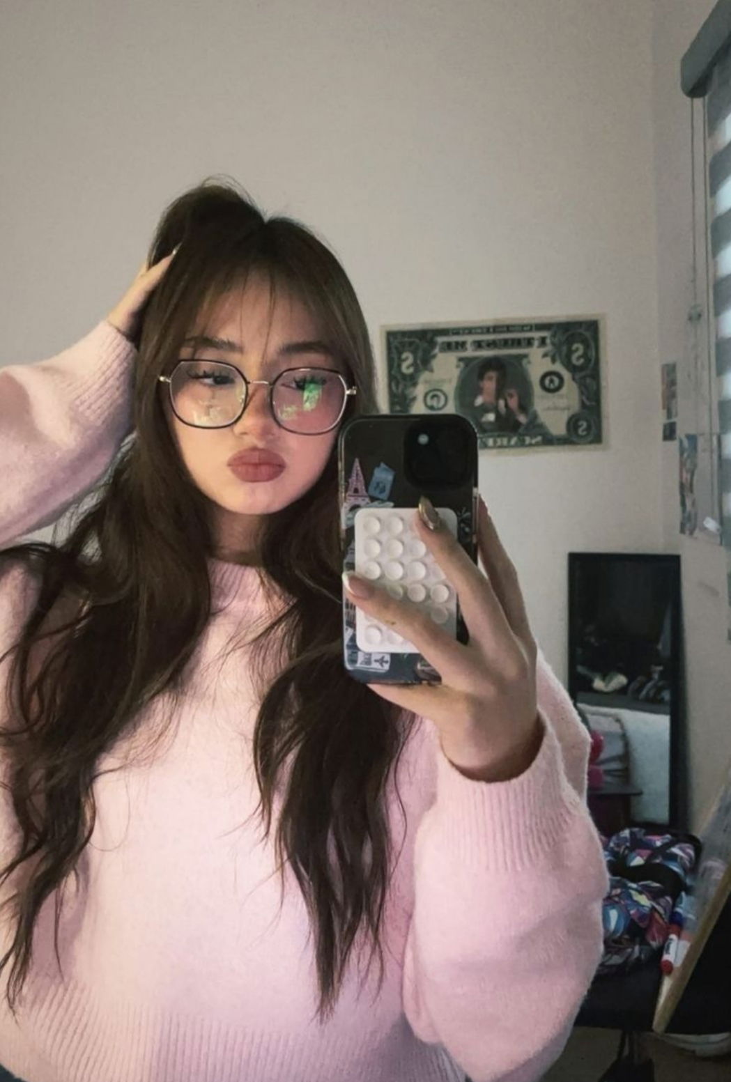 Emma--645, 20 years old from United States