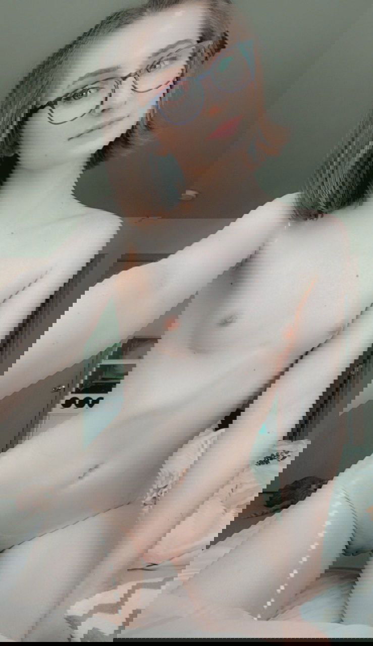 vegagaj343, 20 years old from United States