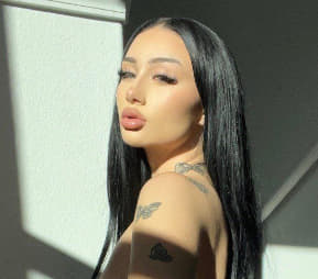 hejupu, 21 years old from Canada