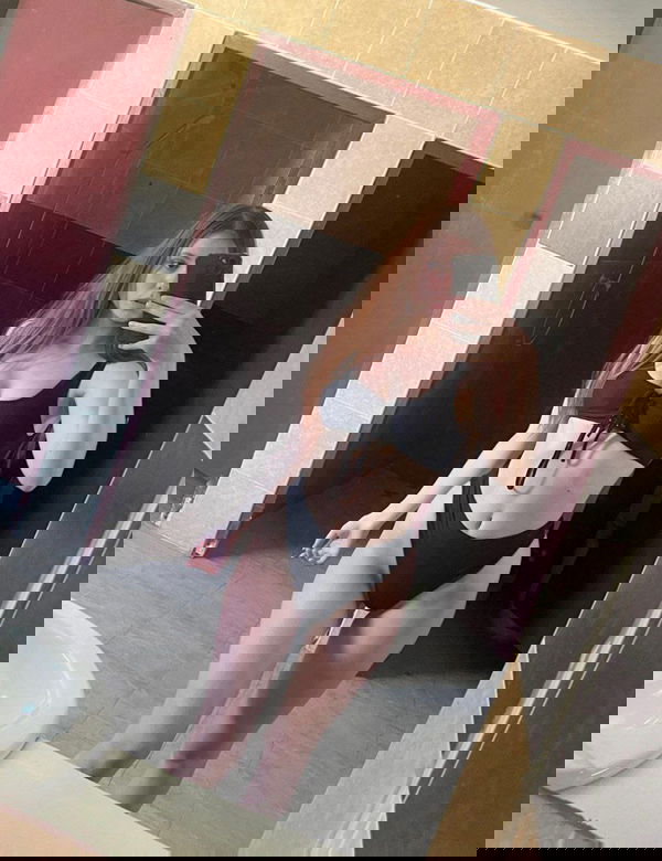 sofetek989, 21 years old from United States