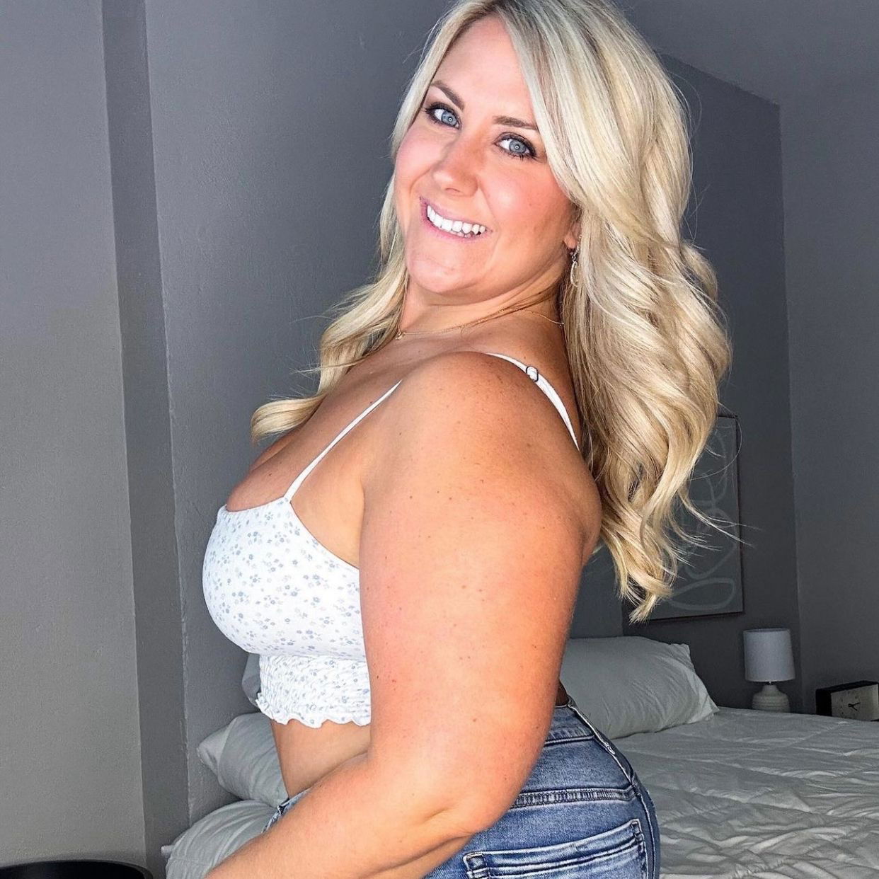 smilesj414's Cover Photo