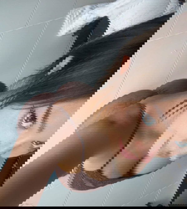 Jean2173, 25 years old from Canada