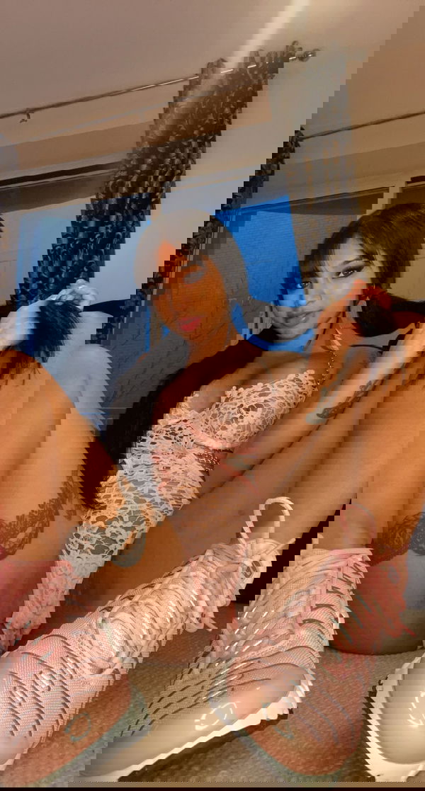 lisa5671, 27 years old from United Kingdom