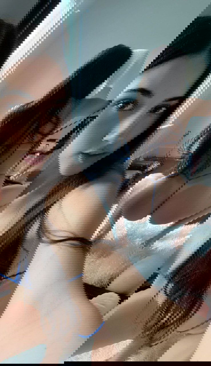 yu7o8d05i8's Cover Photo