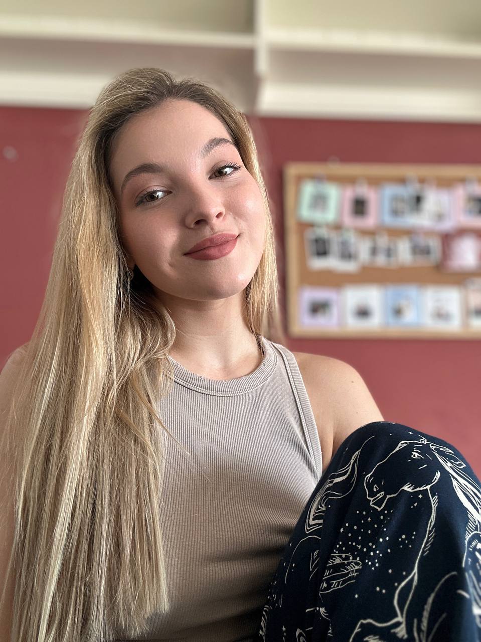 virewo2387's Cover Photo