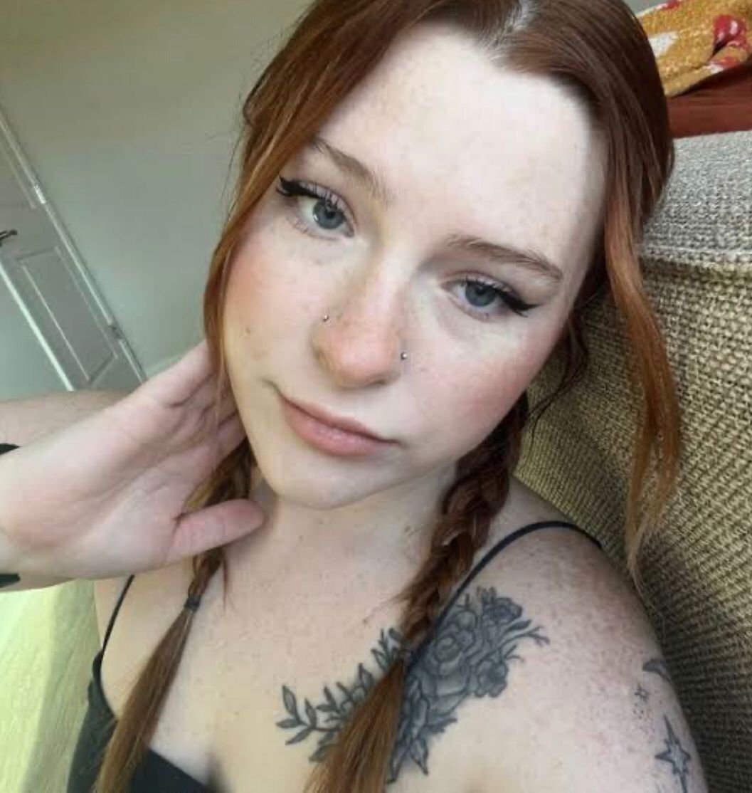 cl4610365's Cover Photo