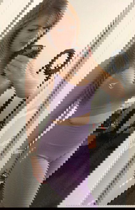 hjjkjokn's Cover Photo