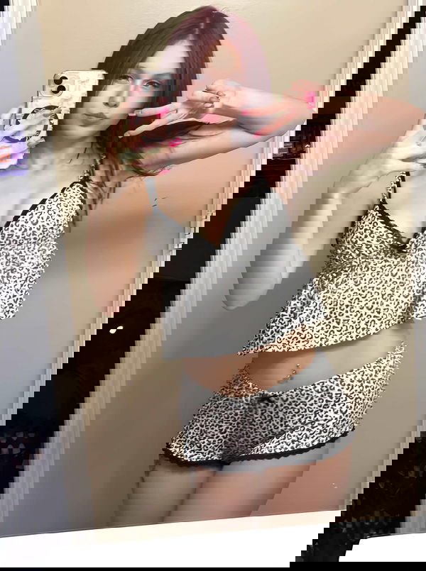 yiboki7863, 23 years old from Vietnam