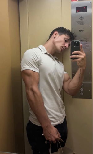 Vojtxk's Profile Photo