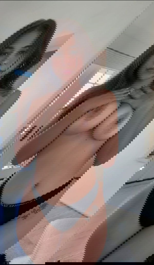 camusivi, 23 years old from United States