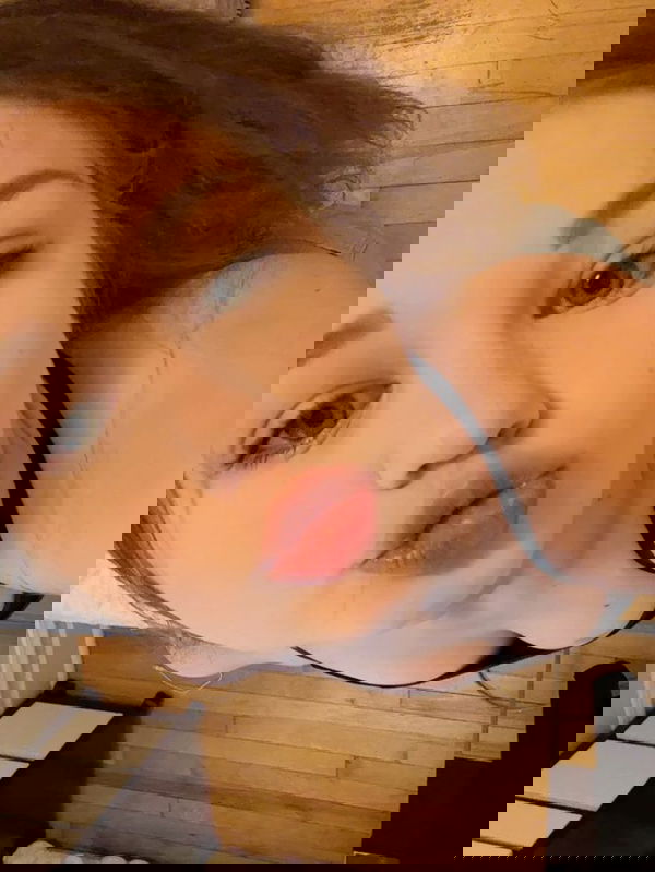 mofajij952, 20 years old from United States