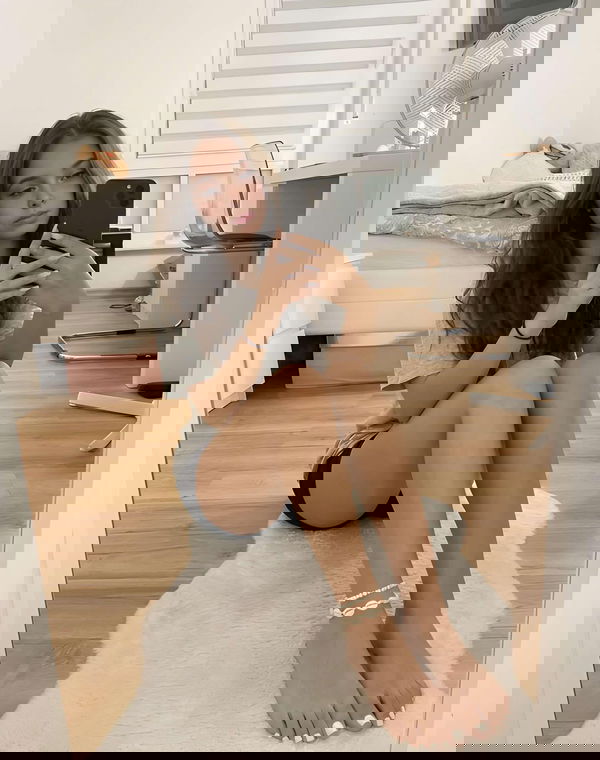 yewebi3565, 23 years old from France