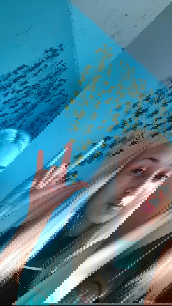 fafor90615, 18 years old from United States