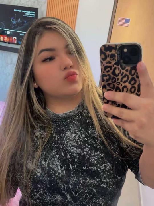 fejac44308, 25 years old from United States