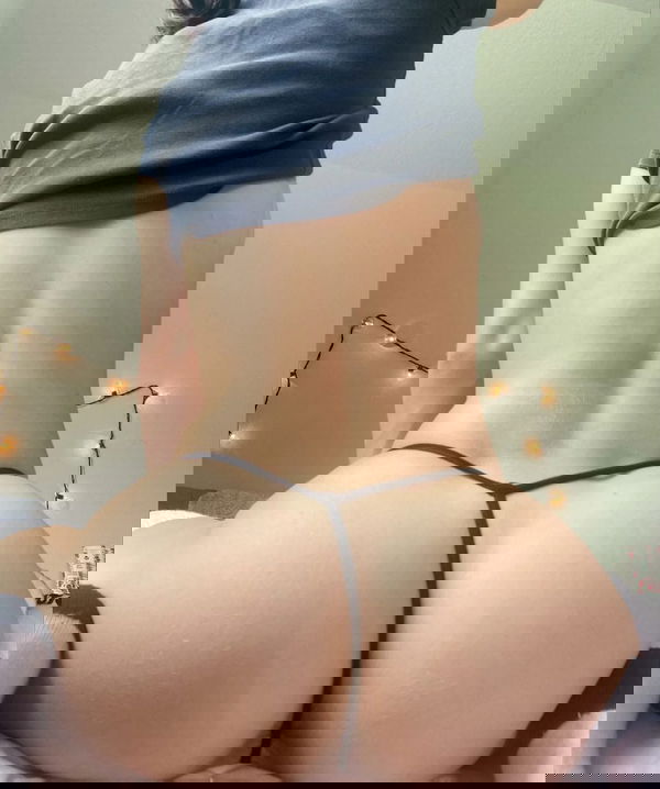 t3f3kuy87x, 25 years old from United Kingdom