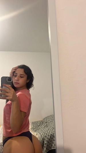 Lydianav's Profile Photo