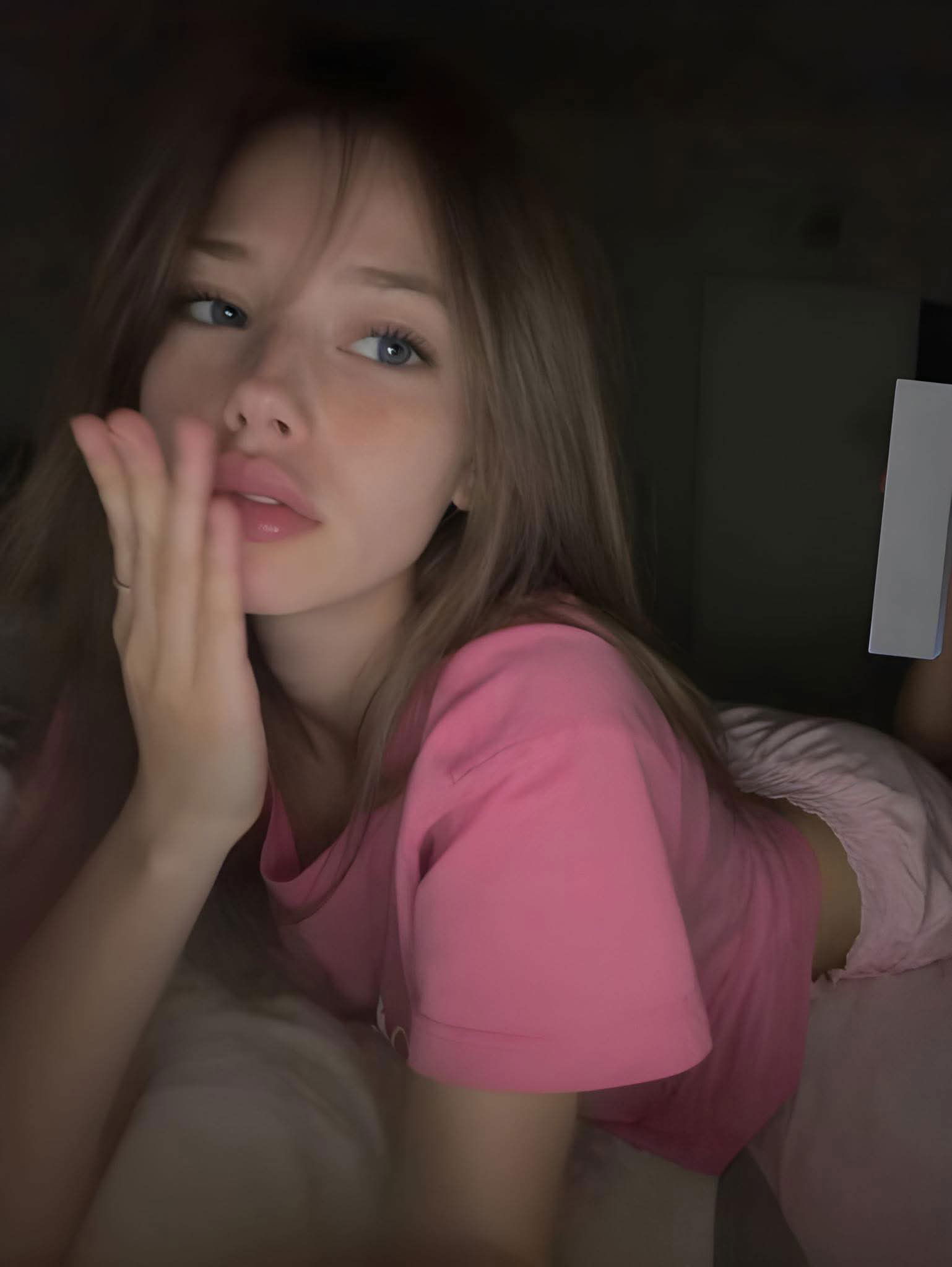 nesohe6928's Cover Photo