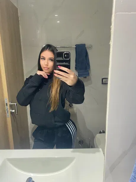 fofig19989, 25 years old from Canada