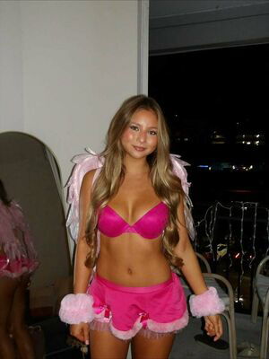 Amelia20F57's Profile Photo