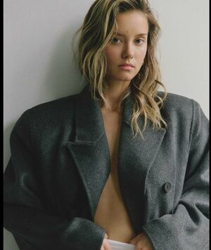 netilas969, 22 years old from Switzerland