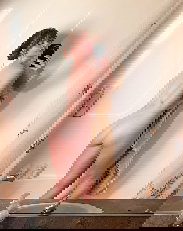 moxehe9859, 20 years old from United States