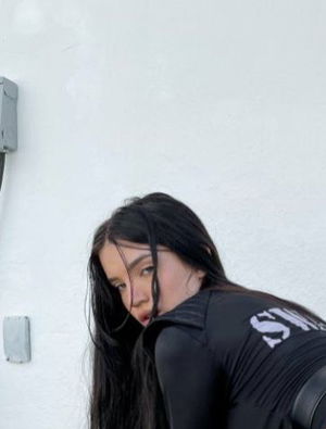 girl565's Profile Photo