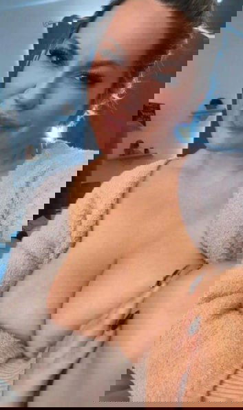 debiler924's Cover Photo