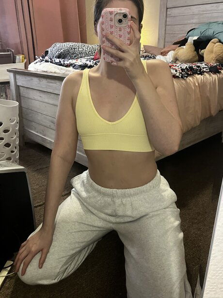 debor23721, 21 years old from Australia