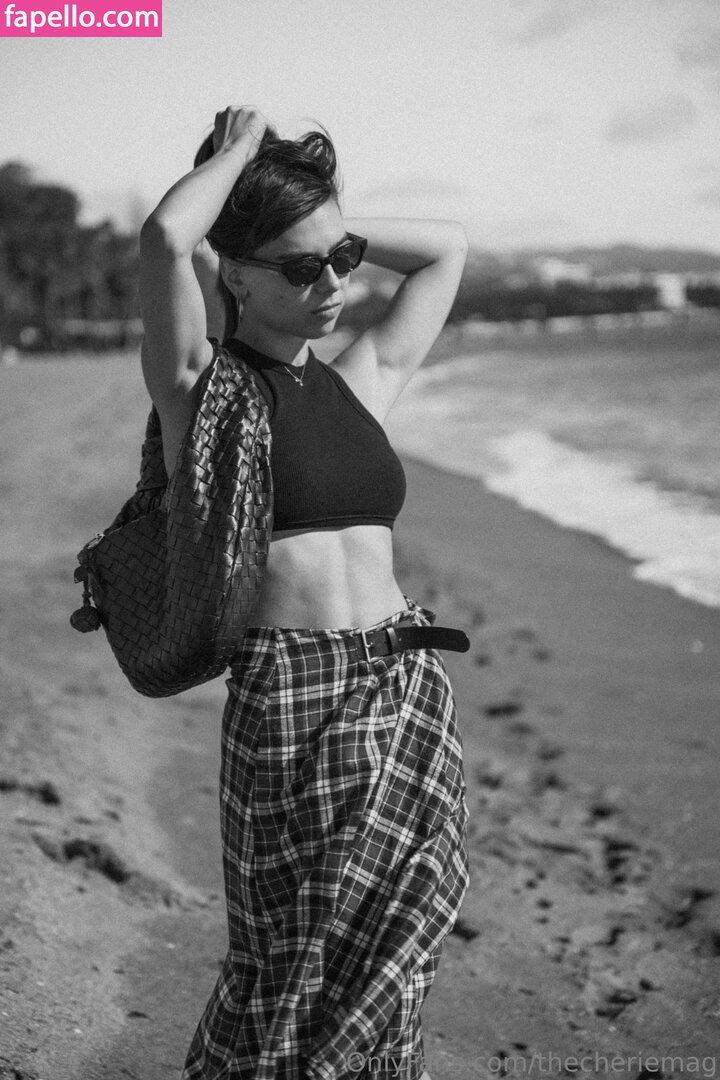 gajasek953, 22 years old from United Kingdom