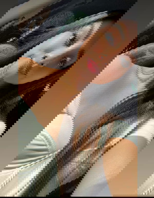 xgbfhbvnhgj, 34 years old from United States