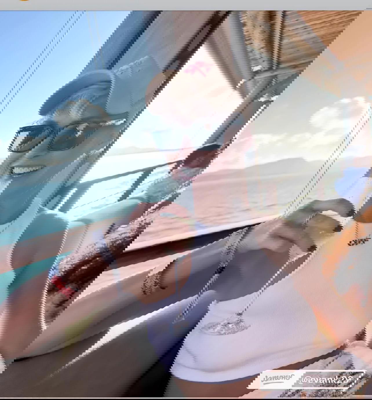 cjfcxuq771's Cover Photo