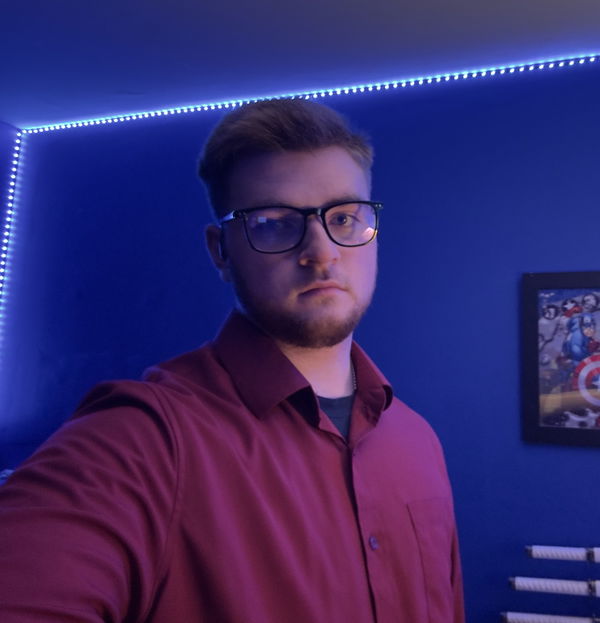 Hollow, 18 years old from United States