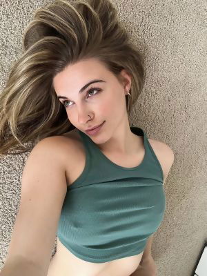 roxoj48977's Profile Photo