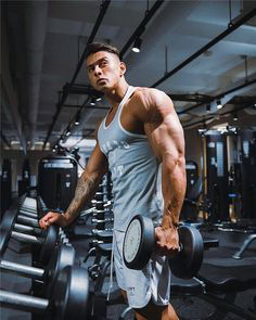 kevin19, 19 years old from Romania