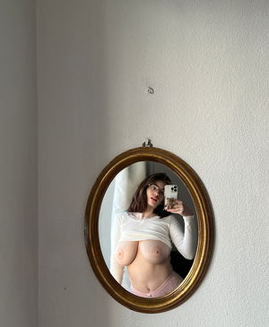 mary20's Profile Photo