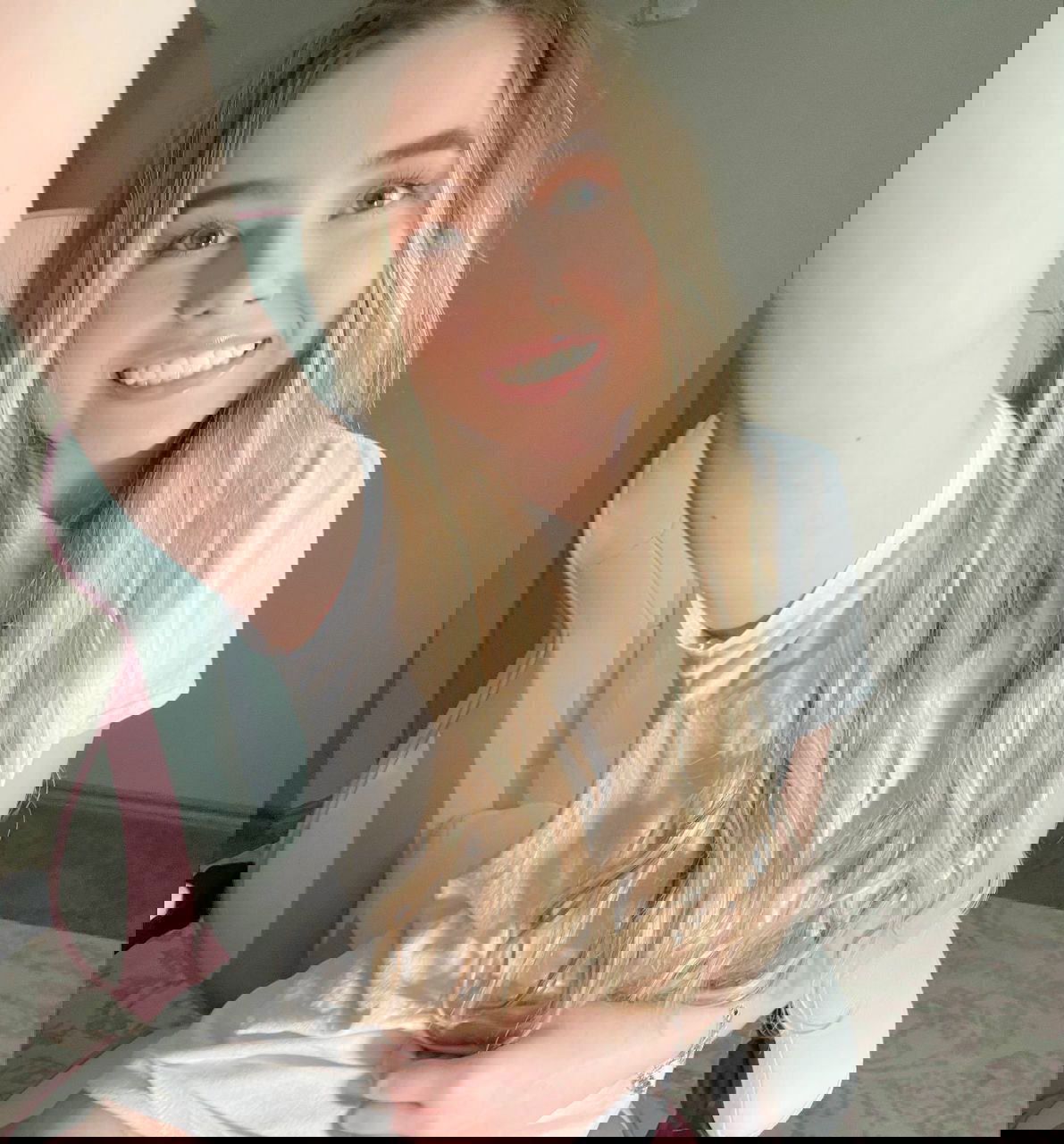 Sophie2294's Cover Photo