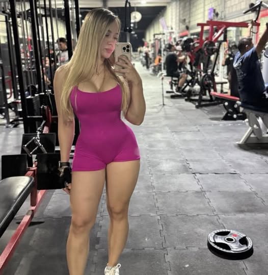 gomopi3149, 24 years old from United Kingdom