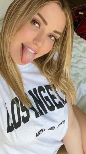 anna9599789797, 24 years old from United States