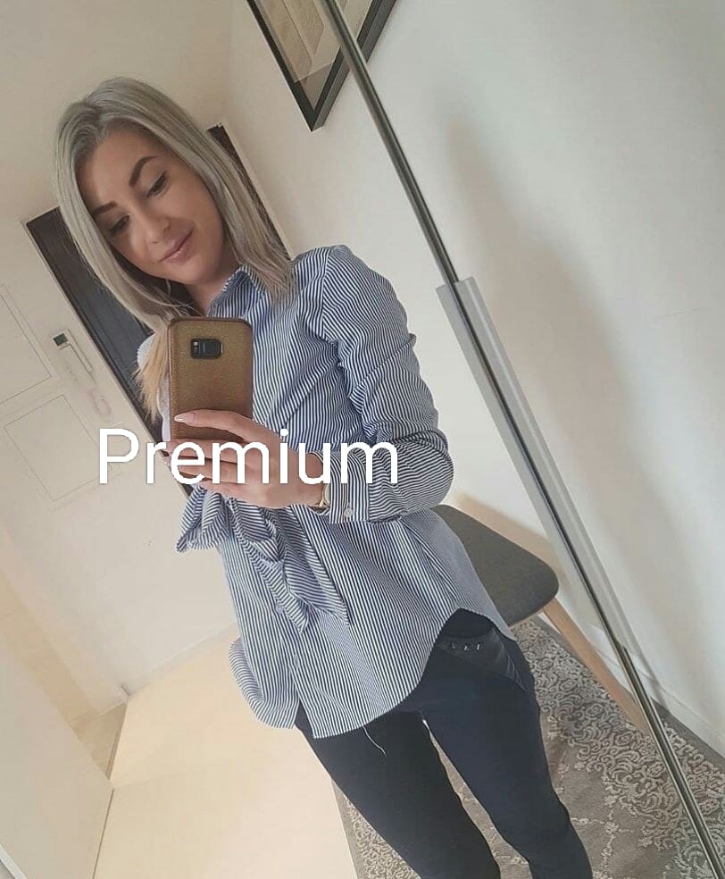 LoraK25, 20 years old from United States