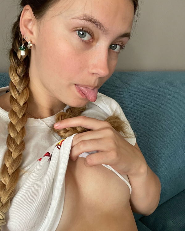 vicas24428, 19 years old from United States