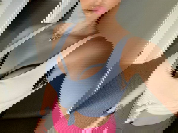 alicaqueen224, 20 years old from United States