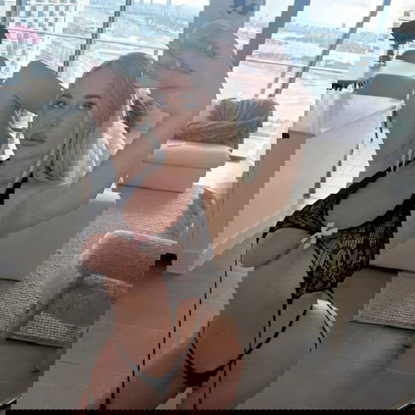 cqyhika764, 21 years old from United States