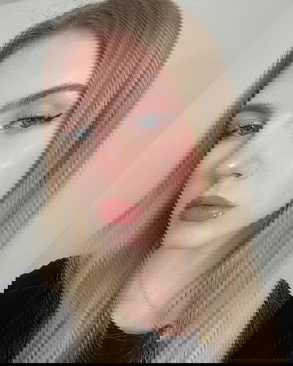 poniy17993, 19 years old from United Kingdom