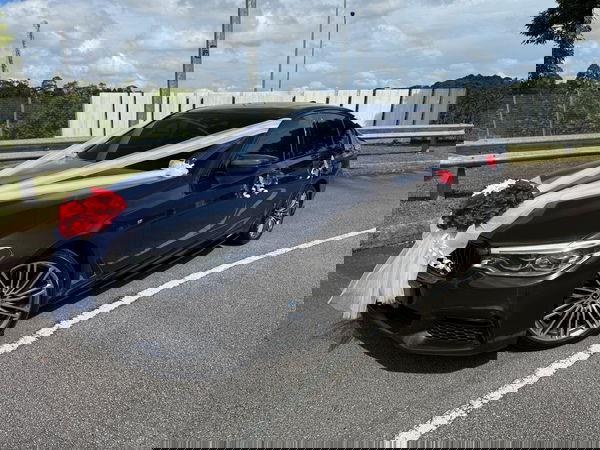 asha, 20 years old from Singapore