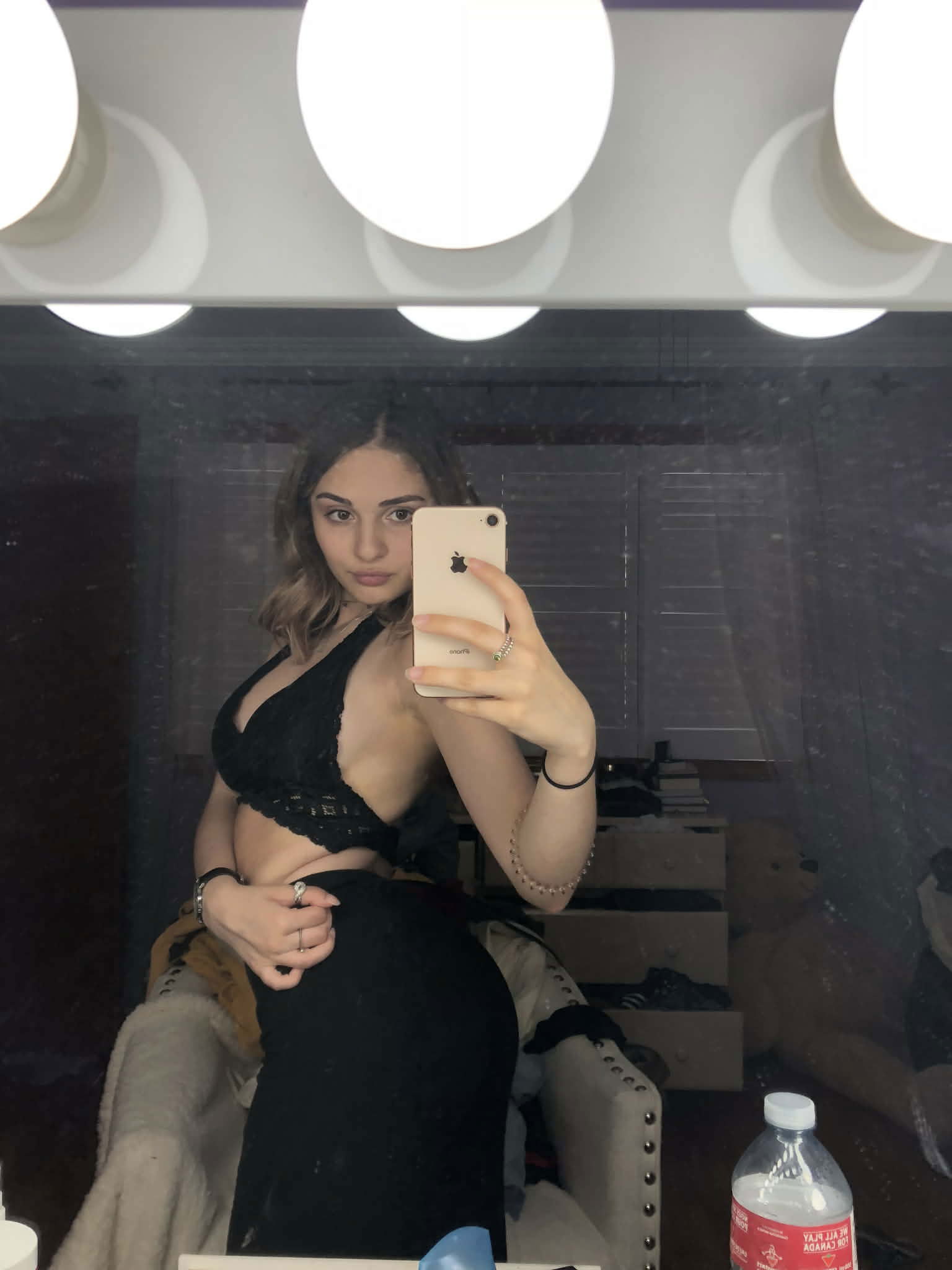 fayij43997's Cover Photo