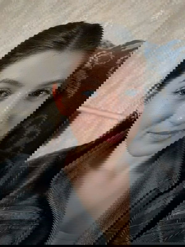 Esther2458, 24 years old from Canada